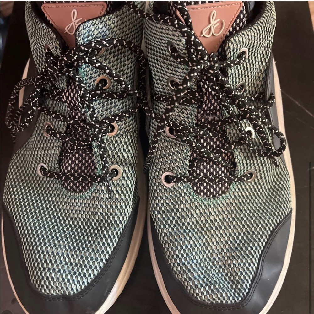 Sam Edelman - Picture 3 of 5
